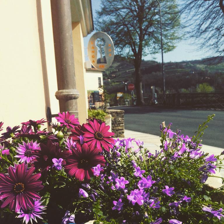 Hotel Langa In Cortemilia Kültér fotó