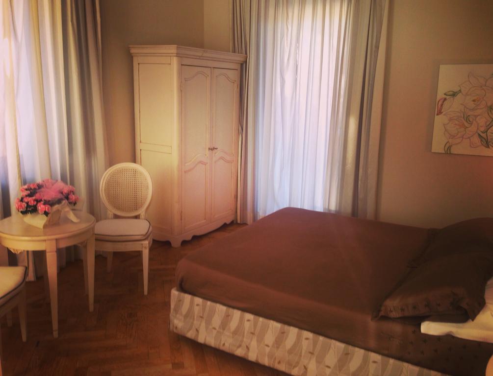 Hotel Langa In Cortemilia Kültér fotó