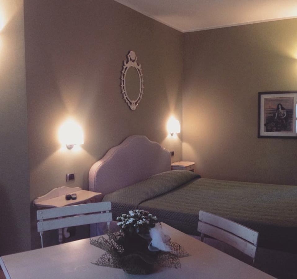Hotel Langa In Cortemilia Kültér fotó